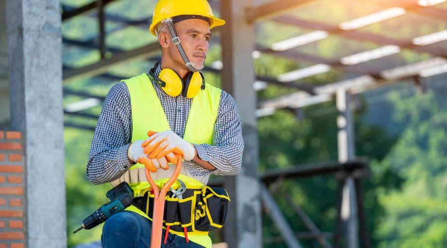 Professional gutter cleaning in Capitan, NM